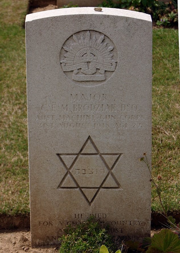 Peronne Communal Cemetery